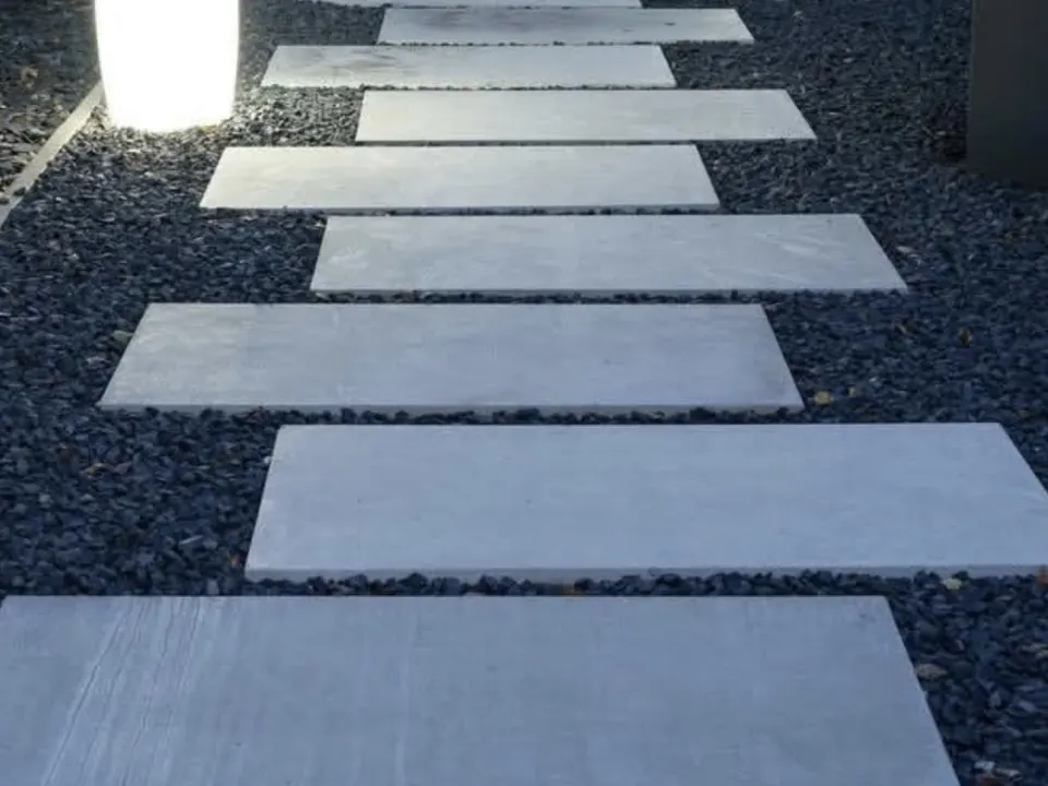 Black gravel